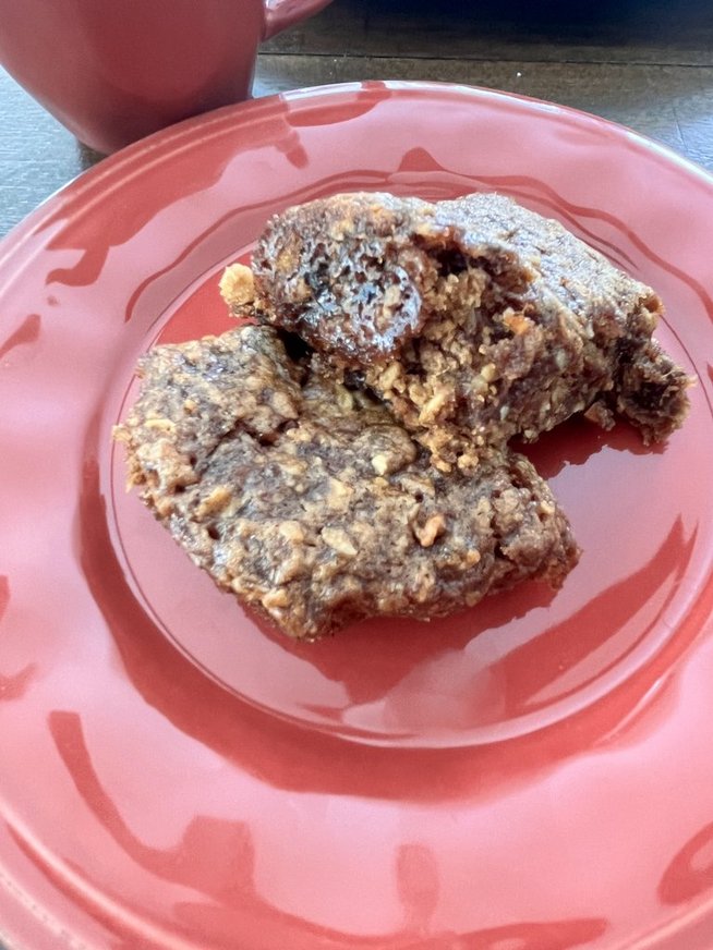 Old Fashioned Date Bars with oats & walnuts * Old Fashioned Date Bars with Cream Cheese Frosting * Egg Free Dessert Bars *