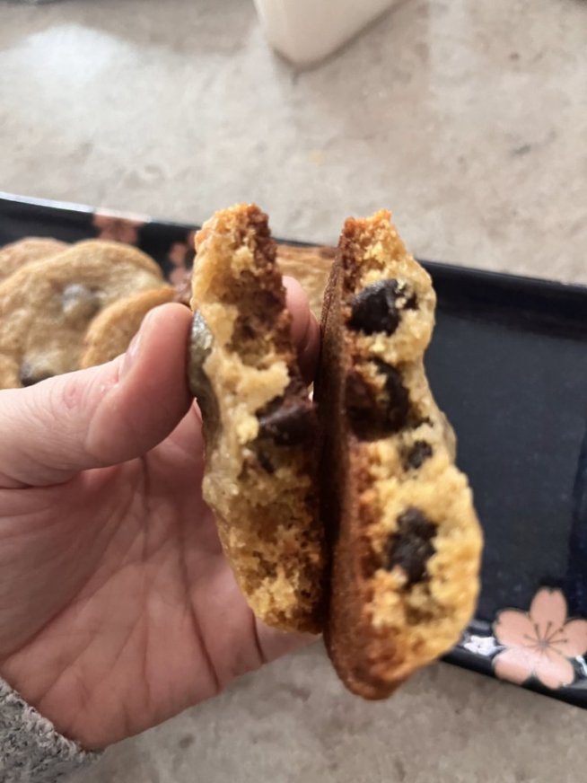 Amaretto Chocolate Chip Cookies * Almond Flavored Chocolate Chip Cookies with Dark Chocolate Chips
