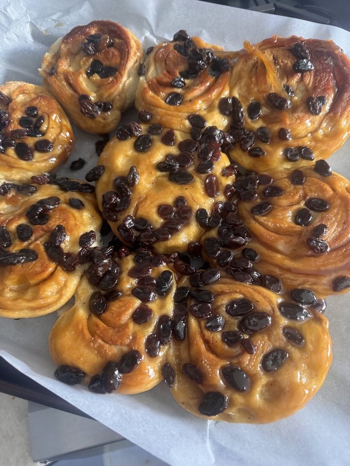 Caramel Covered Sticky Buns with Plump Raisins or Cranberries  * Philadelphia Sticky Buns