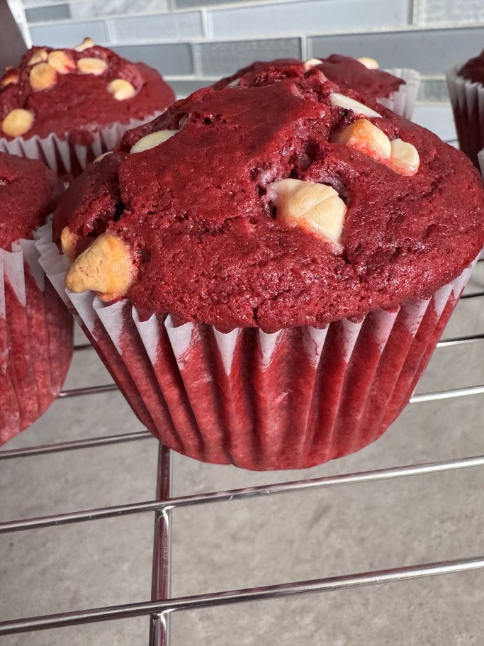 Red Velvet Muffins with Cream Cheese Flavored Chips