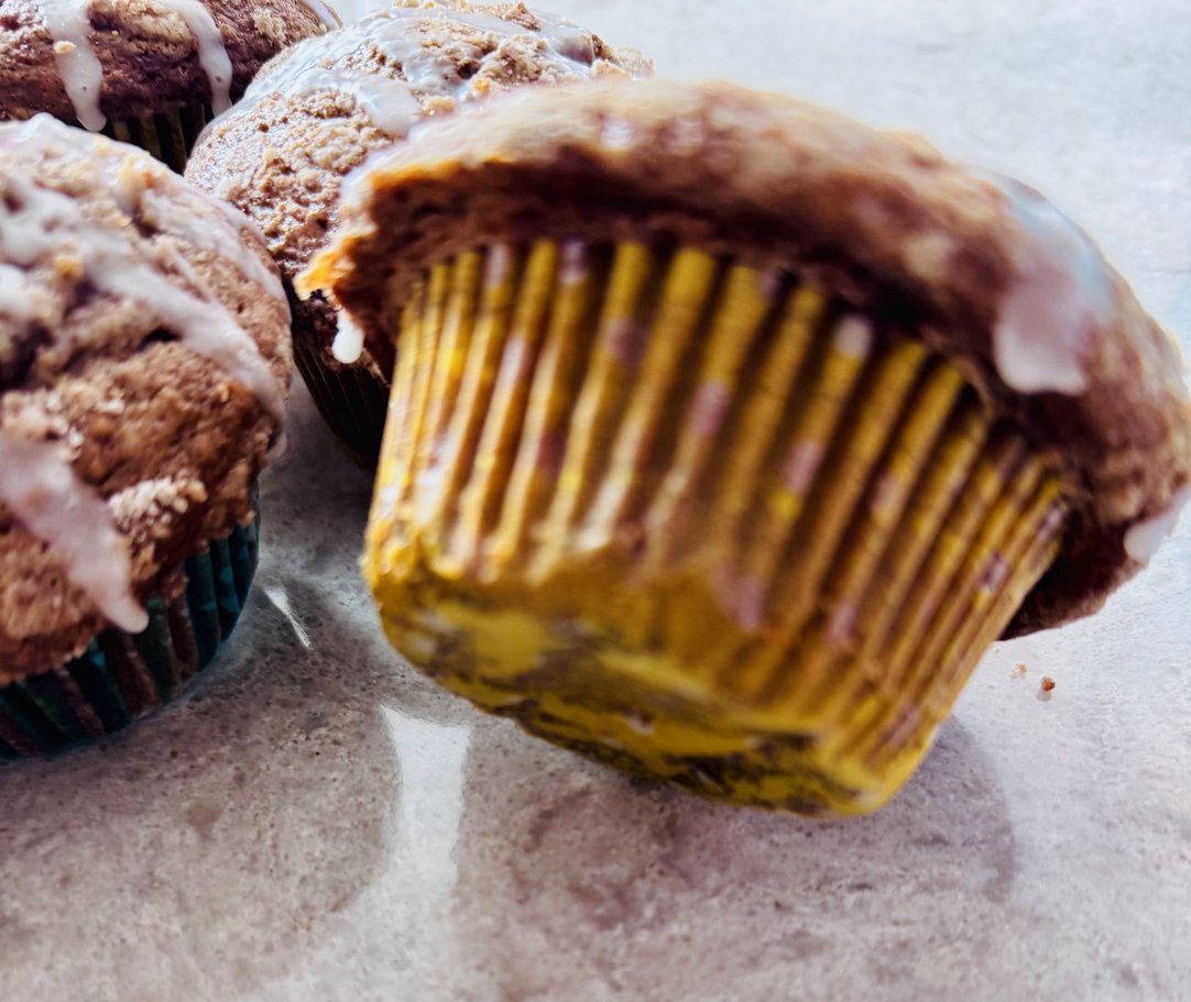 Vanilla Chai Crumb Muffins with Vanilla Cardamom Glaze