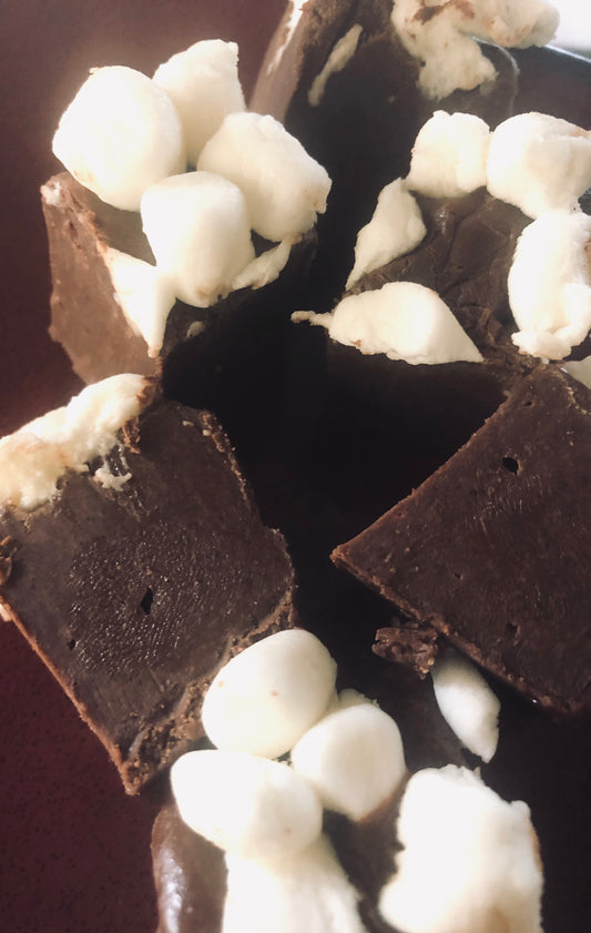 Marshmallow Toped Hot Cocoa Fudge * Hot Chocolate Fudge