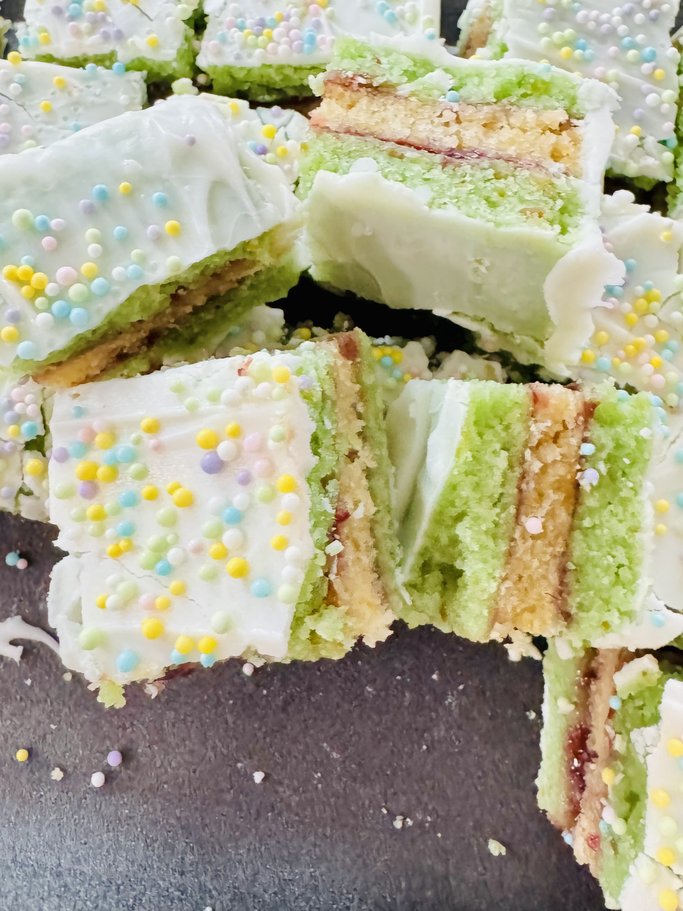 Petite Pistachio Cookies * Pistachio 7 Layer Cookies