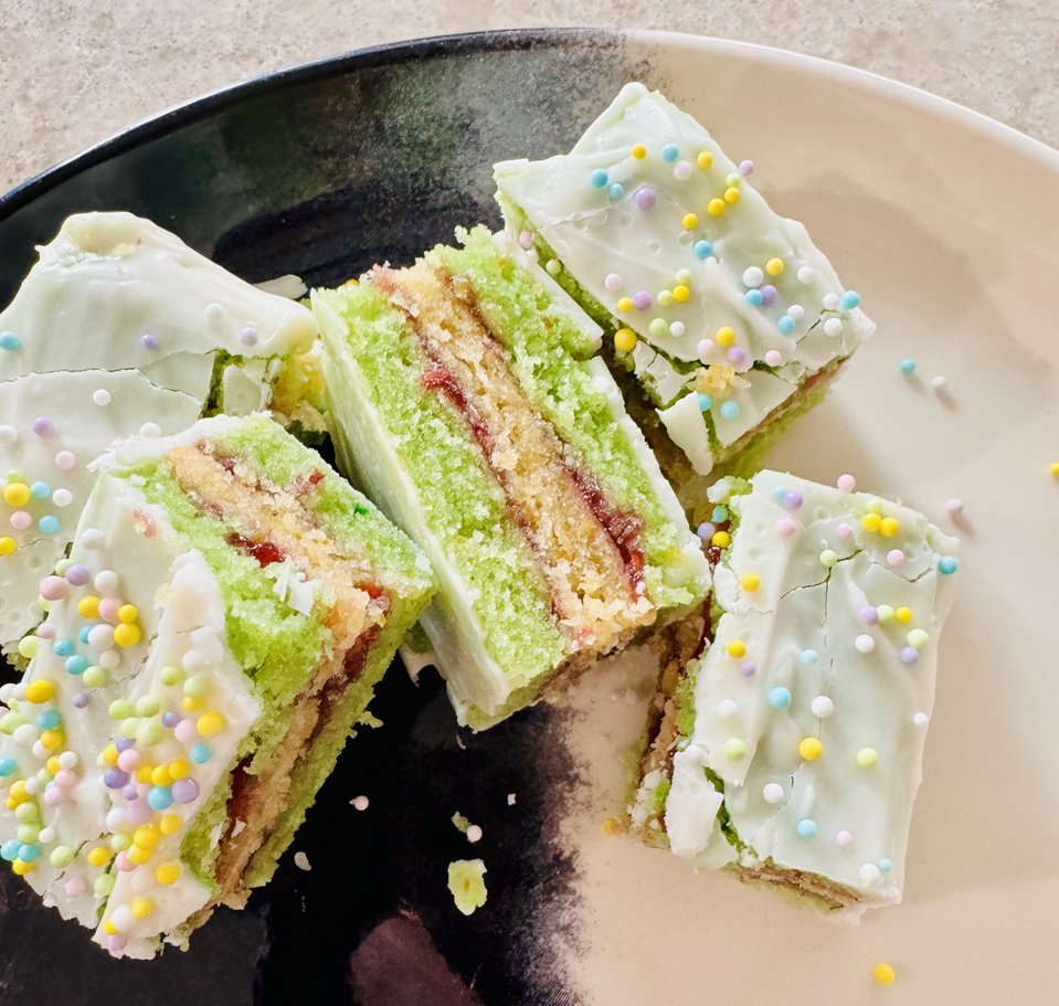 Petite Pistachio Cookies * Pistachio 7 Layer Cookies