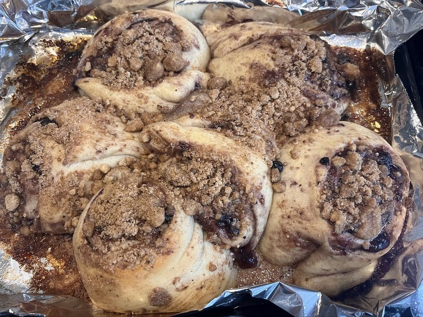 Blueberry Buns with Cinnamon Streusel & Vanilla Icing
