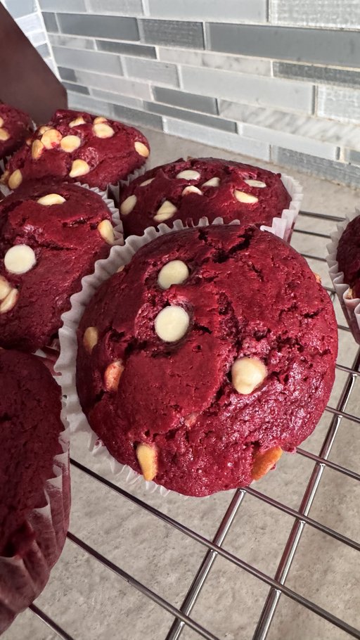 Red Velvet Muffins with Cream Cheese Flavored Chips