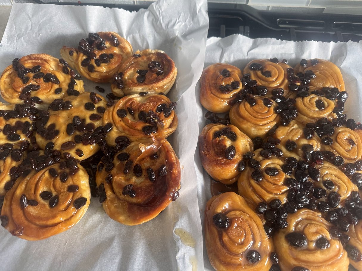 Caramel Covered Sticky Buns with Plump Raisins or Cranberries  * Philadelphia Sticky Buns