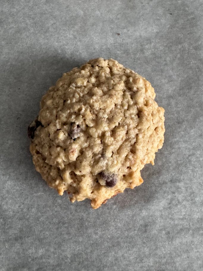 Irish Oat Cookies with Raisins, Mini Chocolate Chips & Walnuts * Wonderful St. Patrick's Day Treat