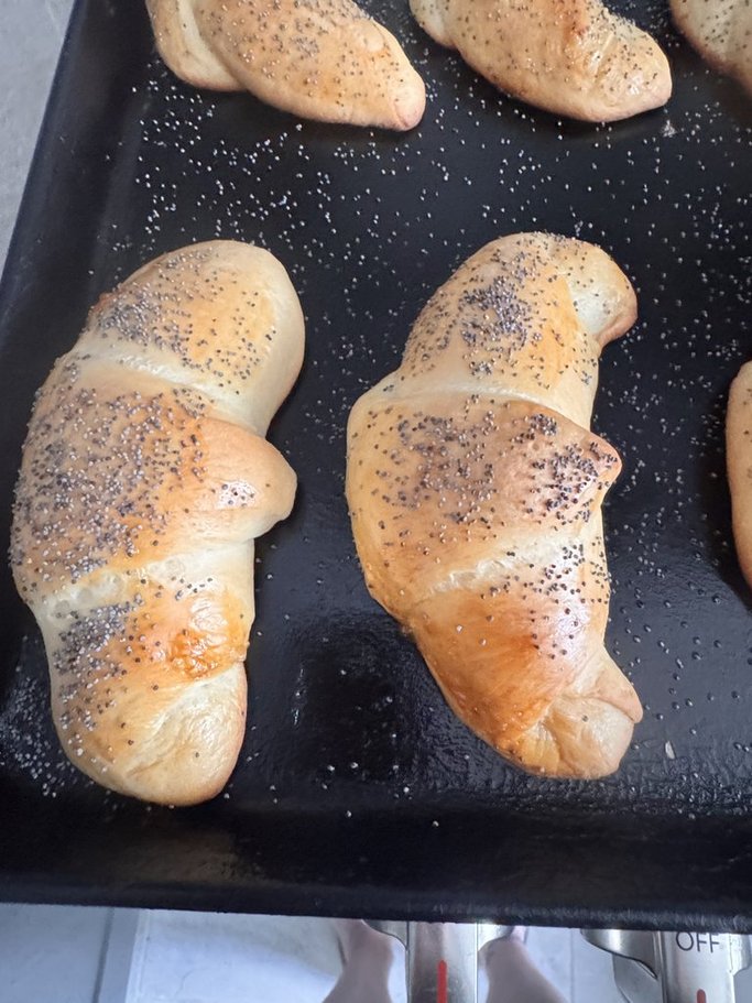 Czech Loupáčky * Czech Crescent Rolls with Poppy Seeds * Makovky
